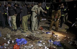 Quốc tế lên án vụ đánh bom liều chết ở Pakistan