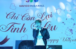 Bùi Anh Tuấn hát tặng các cặp đôi Hà Nội trong ngày lễ Tình yêu