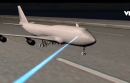 Chiếu đèn laser vào máy bay không liên quan đến khủng bố