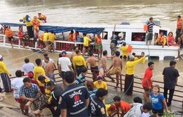 Lật thuyền du lịch tại Thái Lan, ít nhất 61 người thương vong