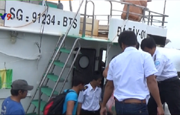 Cứu 15 ngư dân gặp nạn trên biển Trường Sa