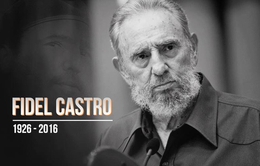 Người dân Santiago de Cuba xếp hàng dài chờ đón nhà lãnh đạo Fidel Castro
