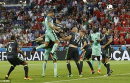 HLV Deschamps tìm cách khắc chế Ronaldo