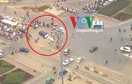 “Xe điên” đâm hàng loạt xe máy tại ngã tư Lê Duẩn - Đại Cồ Việt