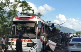 Vụ nổ xe khách tại Lào: Do trên xe có thuốc pháo
