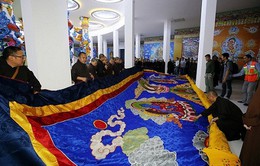 Khai mở bức tranh cuộn Phật Quan Âm lớn nhất Việt Nam