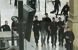 Pháp: Bắt giữ đối tượng cầm dao tại nhà ga