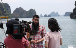 Đạo diễn phim "Kong: Đảo đầu lâu": Người Việt Nam đã nói một điều khiến tim tôi tan chảy