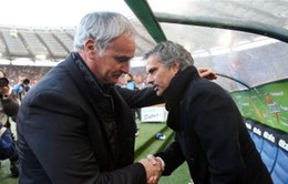Mourinho an ủi Ranieri sau quyết định sa thải của Leicester