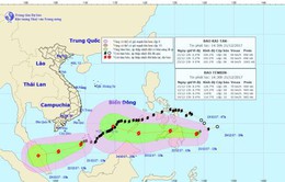 Tâm bão số 15 gió giật cấp 11, bão Tembin đi nhanh vào Biển Đông