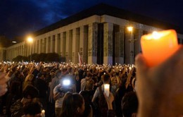 Biểu tình lớn phản đối cải cách hệ thống tư pháp ở Ba Lan
