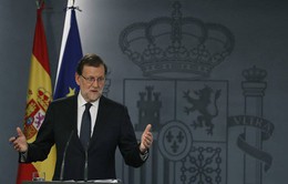 Tòa án Tây Ban Nha đình chỉ phiên họp của Catalonia