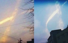 Ngỡ ngàng đám mây kỳ lạ xuất hiện trên bầu trời Hàn Quốc sau khi trục vớt phà Sewol