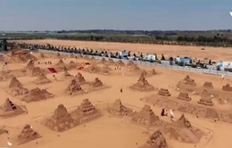 Độc đáo công trình điêu khắc cát lớn nhất Trung Quốc