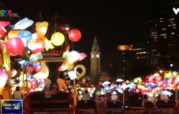 Mỹ: Xích lô đèn lồng thắp sáng đường phố