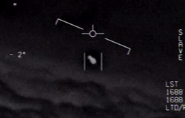 Mỹ công bố video phi cơ truy đuổi UFO trên Thái Bình Dương