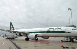 Hãng hàng không lớn nhất Italy đệ đơn phá sản