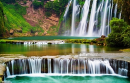 Chiêm ngưỡng thác nước hùng vĩ ở Quý Châu, Trung Quốc
