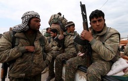 Mỹ không dừng hoàn toàn việc hỗ trợ cho các nhóm chống IS