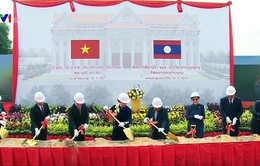 Chủ tịch Quốc hội dự Lễ động thổ xây dựng Nhà Quốc hội Lào