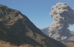 Indonesia ban bố cảnh báo cấp cao nhất về núi lửa phun trào tại Bali