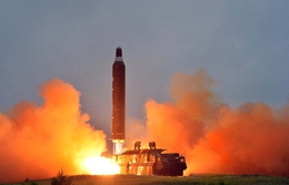 Triều Tiên đe dọa tiếp tục thử tên lửa