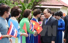 Thủ tướng gặp gỡ cộng đồng người Việt tại Thái Lan