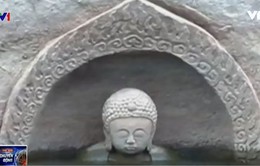 Trung Quốc phát hiện tượng Phật 600 năm tuổi dưới nước