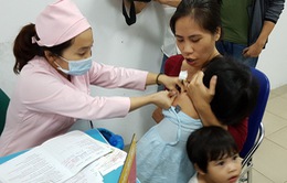 Hậu Giang: Hơn 2.000 trẻ phải tạm hoãn tiêm vaccine 5 trong 1