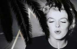 Quả cầu vàng của Marilyn Monroe được bán giá 250.000 USD