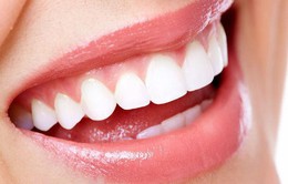 Làm trắng răng siêu hiệu quả bằng nghệ tươi