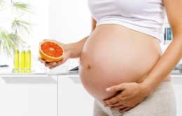 Bổ sung vitamin C giúp giảm tác hại của khói thuốc với trẻ sơ sinh