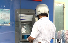 Nhiều cây ATM trục trặc dịp gần Tết, người dân TP.HCM bức xúc vì không rút được tiền
