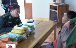 Bắt đối tượng người Lào vận chuyển 50.000 viên ma túy