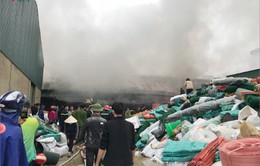 Cháy kho hàng tại Nghệ An, nhiều tài sản bị thiêu rụi
