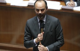 Thủ tướng Pháp kêu gọi đối thoại và đoàn kết dân tộc