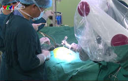 Việt Nam ứng dụng robot trong phẫu thuật thần kinh