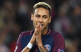 Neymar "nhận gạch xây nhà" vì vô lễ với Stephen Hawking