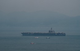 Tàu sân bay Mỹ USS Carl Vinson đã neo đậu trong vịnh Đà Nẵng