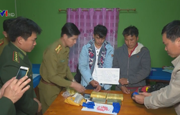 Biên phòng Nghệ An bắt giữ 2 anh em ruột vận chuyển 18.000 viên ma túy