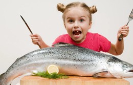 Ăn nhiều cá sẽ giúp trẻ thông minh hơn và ngủ ngon hơn