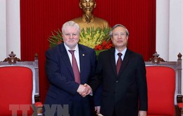 Đoàn đại biểu Đảng “Nước Nga công bằng” thăm Việt Nam