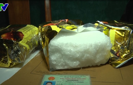 Quảng Bình: Bắt đối tượng vận chuyển gần 3kg ma túy đá