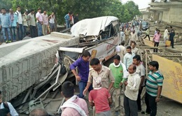 Sập cầu vượt đang thi công tại Ấn Độ, ít nhất 12 người thiệt mạng