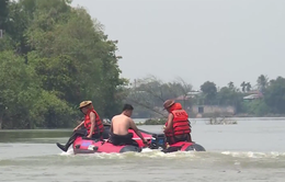 Tìm thấy 2 nạn nhân trong vụ lật sà lan trên sông Đồng Nai