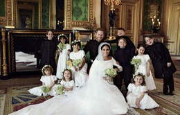 Hoàng gia Anh công bố ảnh cưới đẹp long lanh của Hoàng tử Harry và Meghan Markle