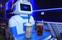 Trực tiếp Thế hệ số 10h00 (25/5): Ngỡ ngàng trước quán cà phê robot phục vụ đầu tiên tại Hà Nội