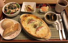 Bệnh nhân Nhật Bản không muốn xuất viện vì đồ ăn ngon