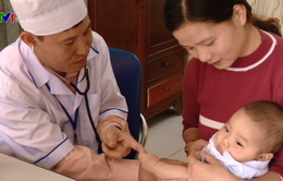 Tỷ lệ tai biến sau tiêm chủng của Việt Nam như thế nào so với tiêu chuẩn thế giới?