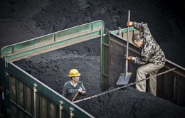 Tập đoàn khai thác than đá của Trung Quốc vỡ nợ